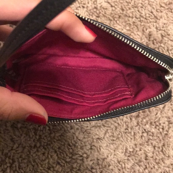 Coach wristlet - Picture 4 of 7